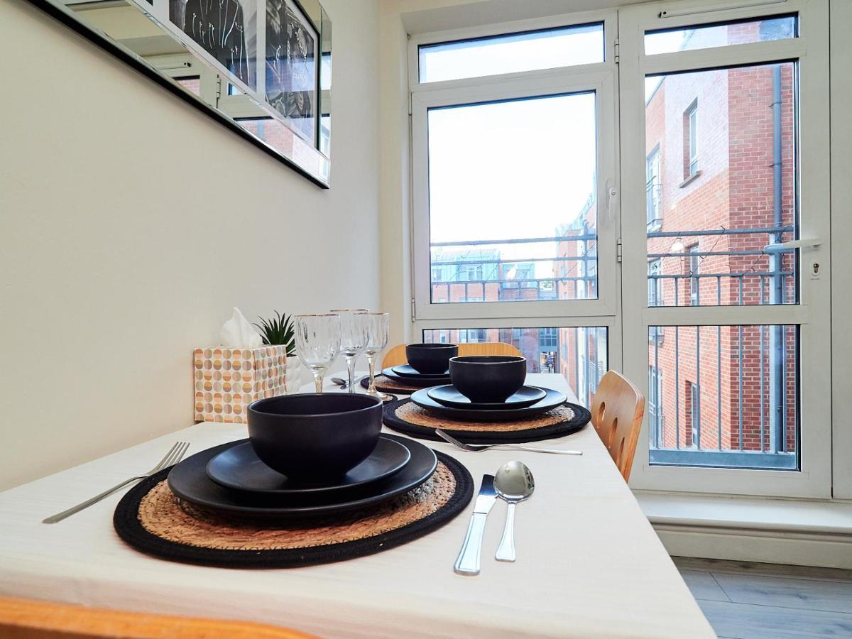 Beauchamp Suite In Coventry City Centre Cv1 For Contractors Professionals Tourists Relocators Students And Family Экстерьер фото