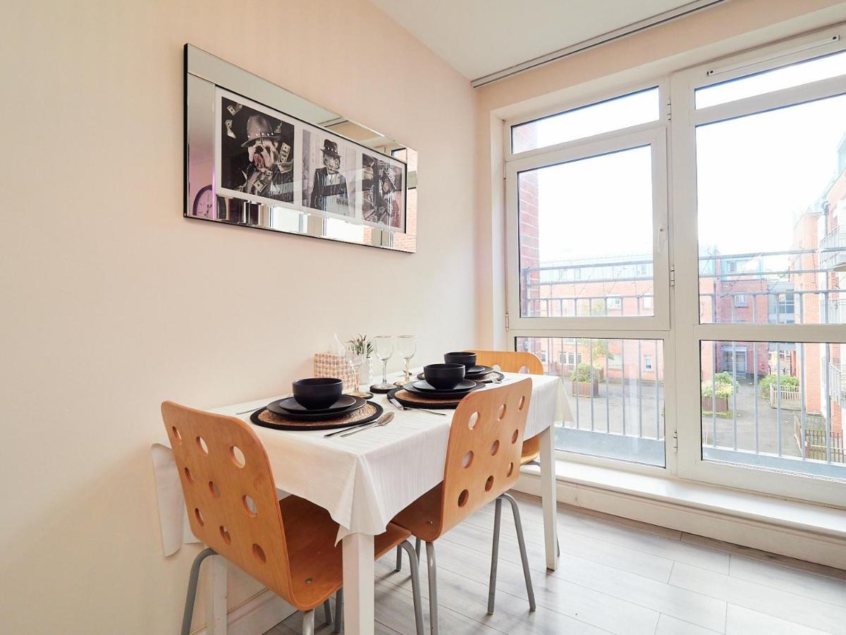 Beauchamp Suite In Coventry City Centre Cv1 For Contractors Professionals Tourists Relocators Students And Family Экстерьер фото