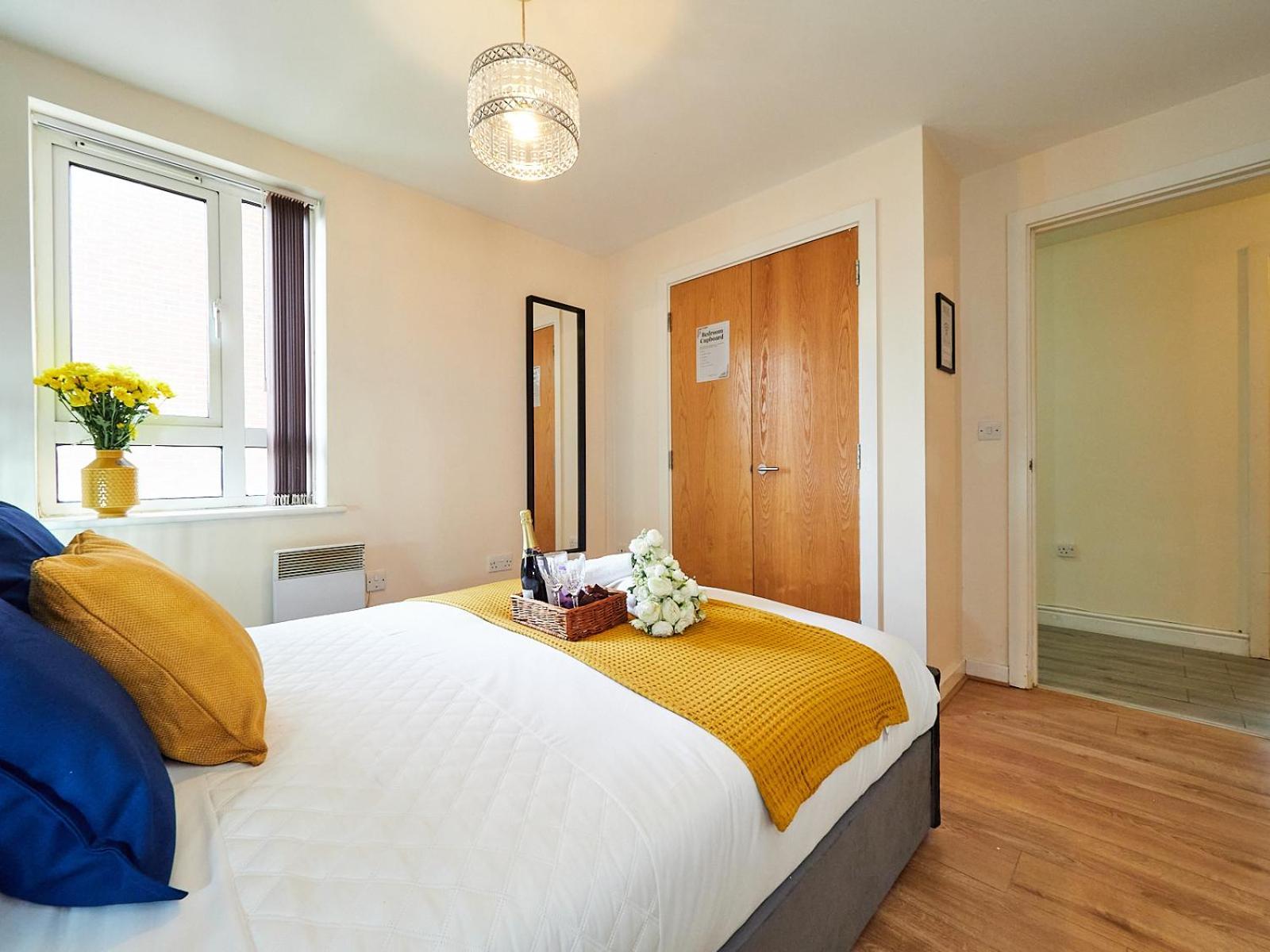 Beauchamp Suite In Coventry City Centre Cv1 For Contractors Professionals Tourists Relocators Students And Family Экстерьер фото